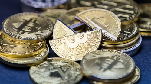 gia bitcoin tiep tuc tang vot vuot 11000 usd