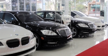 Biến động thị trường xe mới khiến xe sang đời cũ mất giá hàng loạt