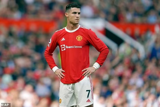 C.Ronaldo bất ngờ muốn rời Man Utd ngay trong mùa hè này - 2
