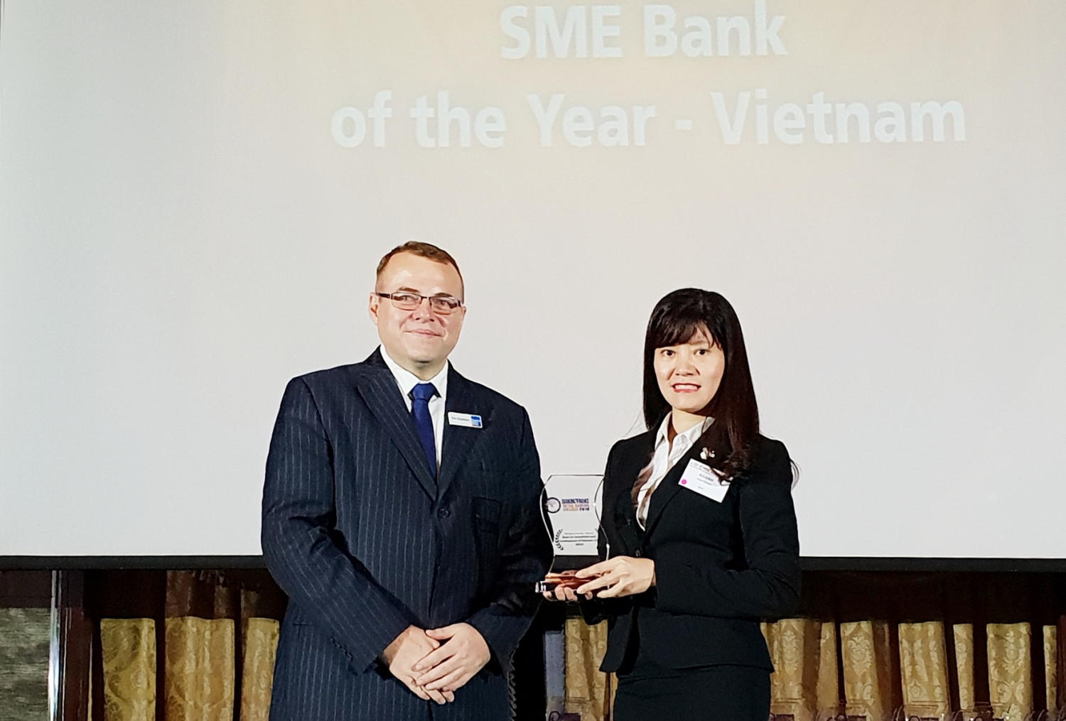 BIDV được vinh danh  Ngân hàng SME tốt nhất Việt Nam 2018