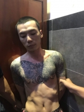 bat giu dai uy co lien quan den vu 2 pham nhan cua song sat bo tron
