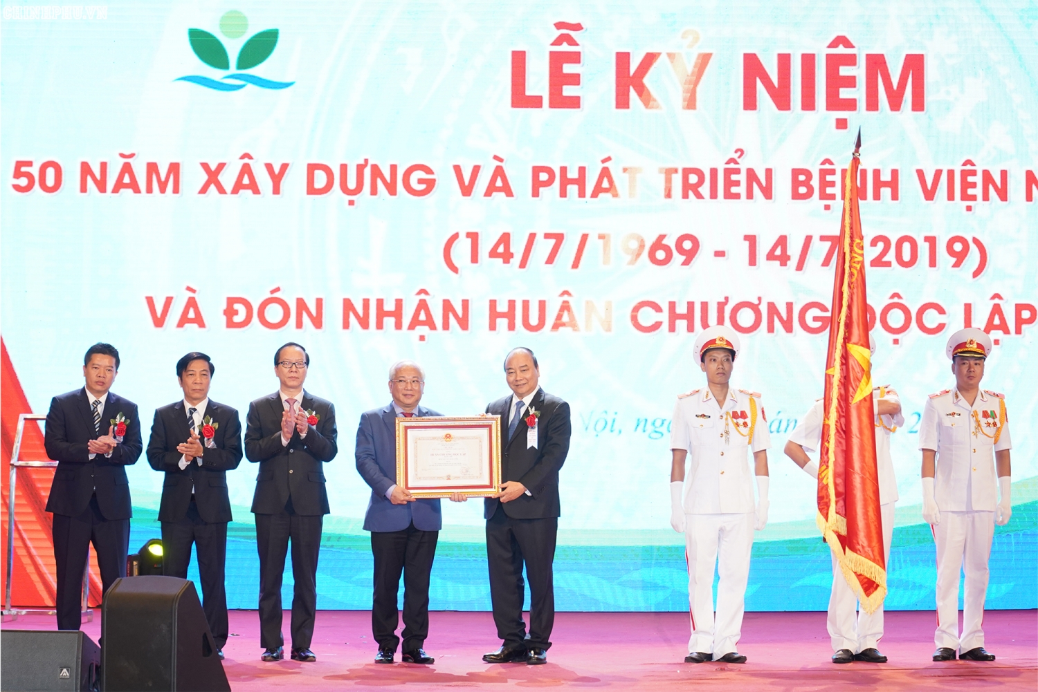Thủ tướng: Bệnh viện Nhi Trung ương là chỗ dựa cho hệ thống nhi khoa toàn quốc