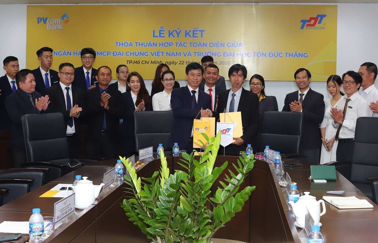 PVcomBank ký kết hợp tác toàn diện cùng trường Đại học Tôn Đức Thắng