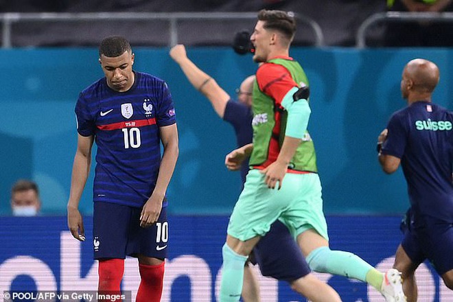 Mbappe đưa ra quyết định gây sốc sau nỗi thất vọng ở Euro 2020 - 1