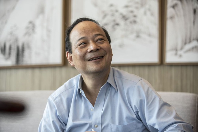 Ông chủ hãng cung cấp pin cho BMW, Tesla, Volkswagen giàu hơn Jack Ma - 1