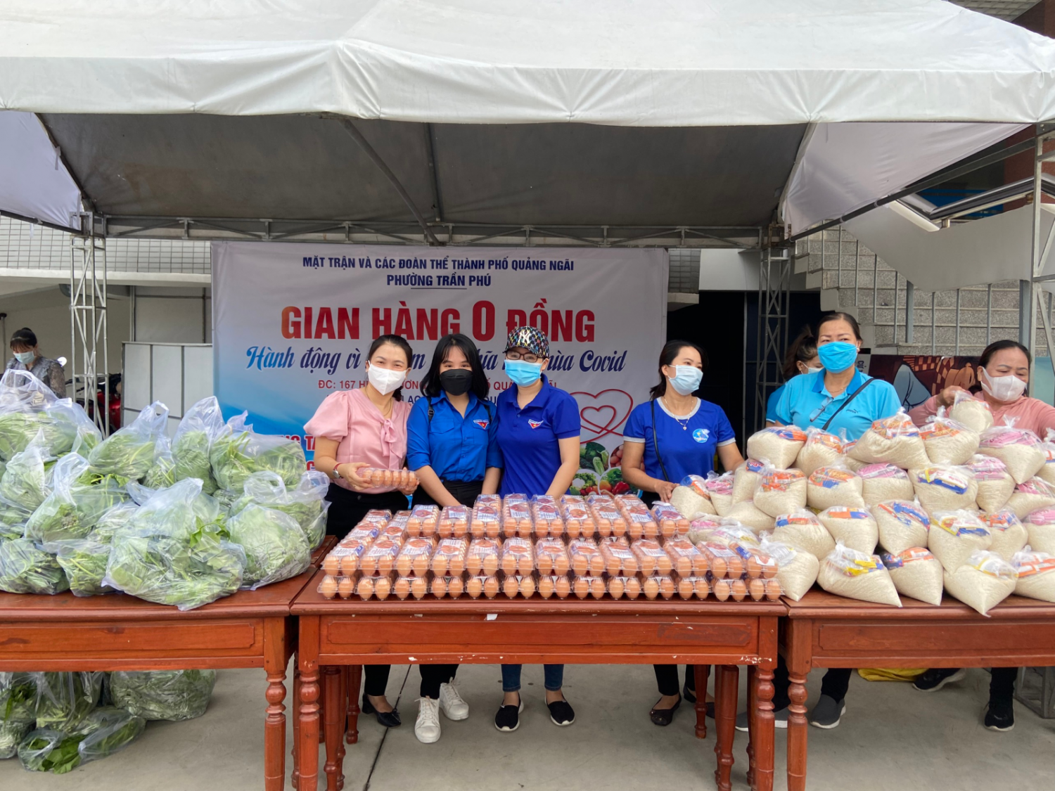 BSR hỗ trợ “Gian hàng 0 đồng” - Ấm lòng người nghèo mùa dịch
