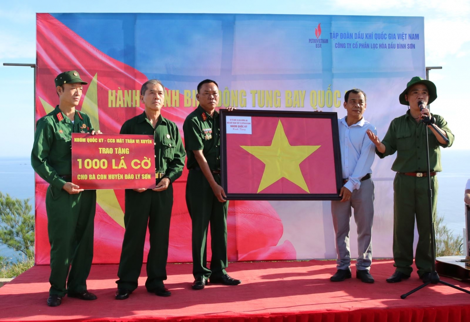 BSR tổ chức “Hành trình Biển Đông tung bay Quốc kỳ”