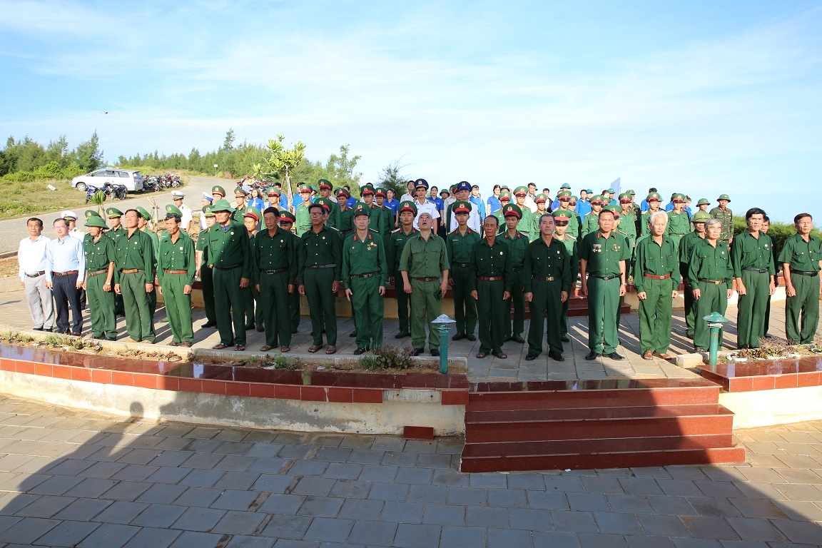 BSR tổ chức “Hành trình Biển Đông tung bay Quốc kỳ”