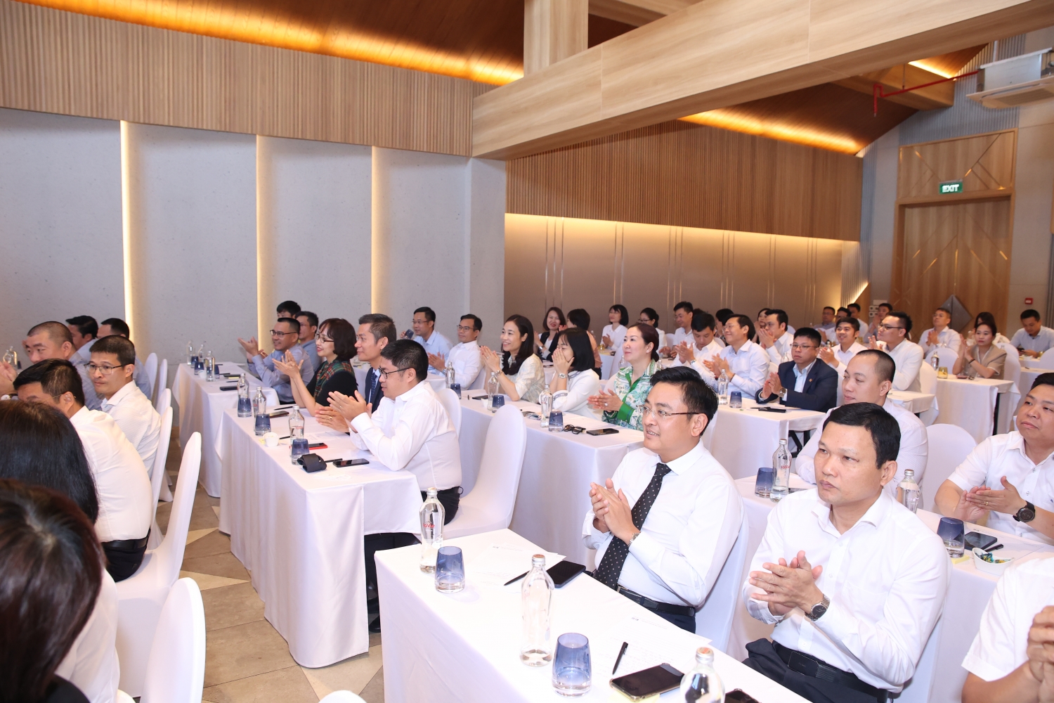 PVcomBank tổ chức Hội nghị sơ kết công tác xây dựng Đảng, hoạt động kinh doanh 6 tháng đầu năm