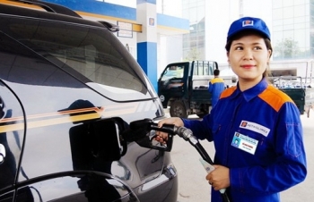 Giá xăng hôm nay 7/8: Sẽ tiếp tục ghìm giá xăng E5 RON 92