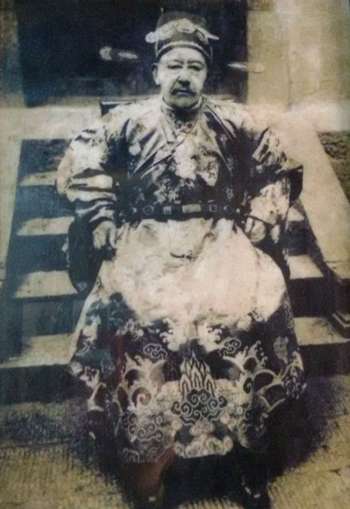 vua meo vuong chi sinh cuu cha danh bai phat xit nhat