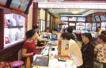 Giá vàng chốt phiên 28/8: Vàng lấy lại đà tăng