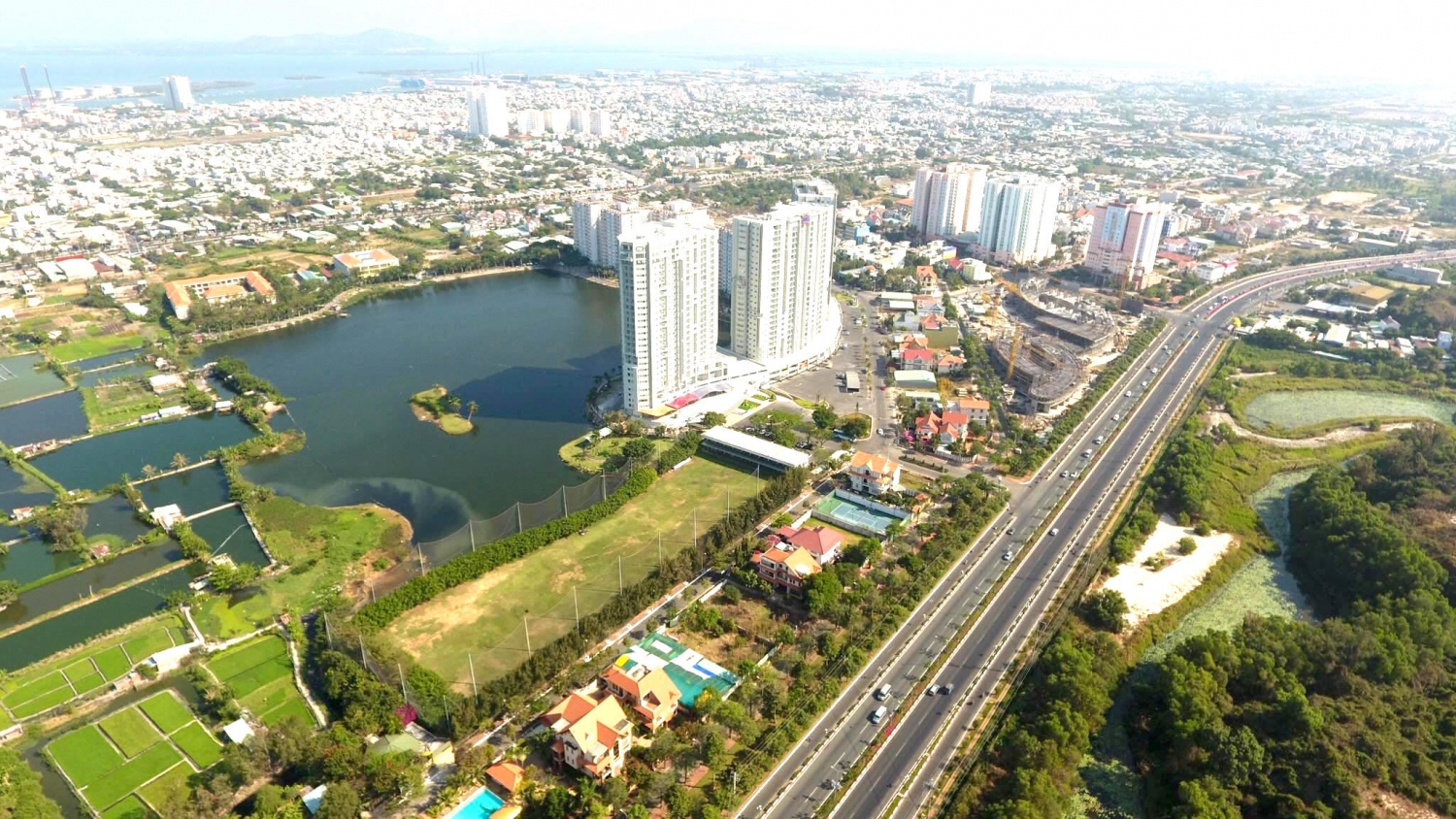 ky i khuon kho phap ly mang tinh lich su