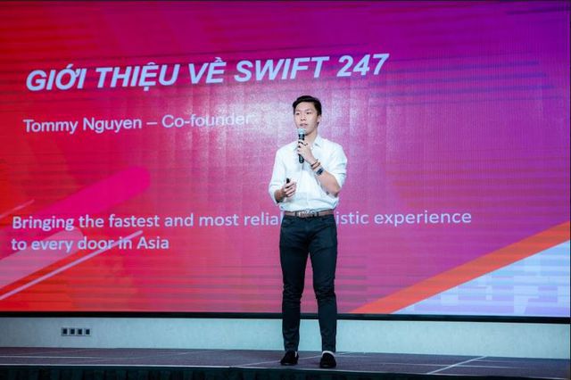 Nhà giàu “nứt nố đổ vách”, con trai nữ tỷ phú USD vẫn khởi nghiệp