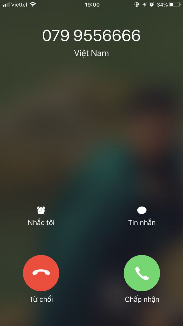 Đại gia “dỏm” thích oai, thuê sim ngũ 9 tiền tỷ đi làm “màu”?