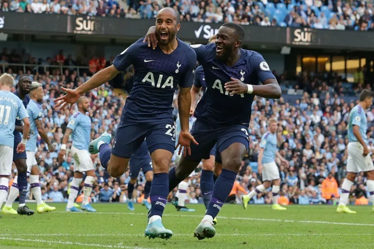 Tottenham buộc Man City chia điểm