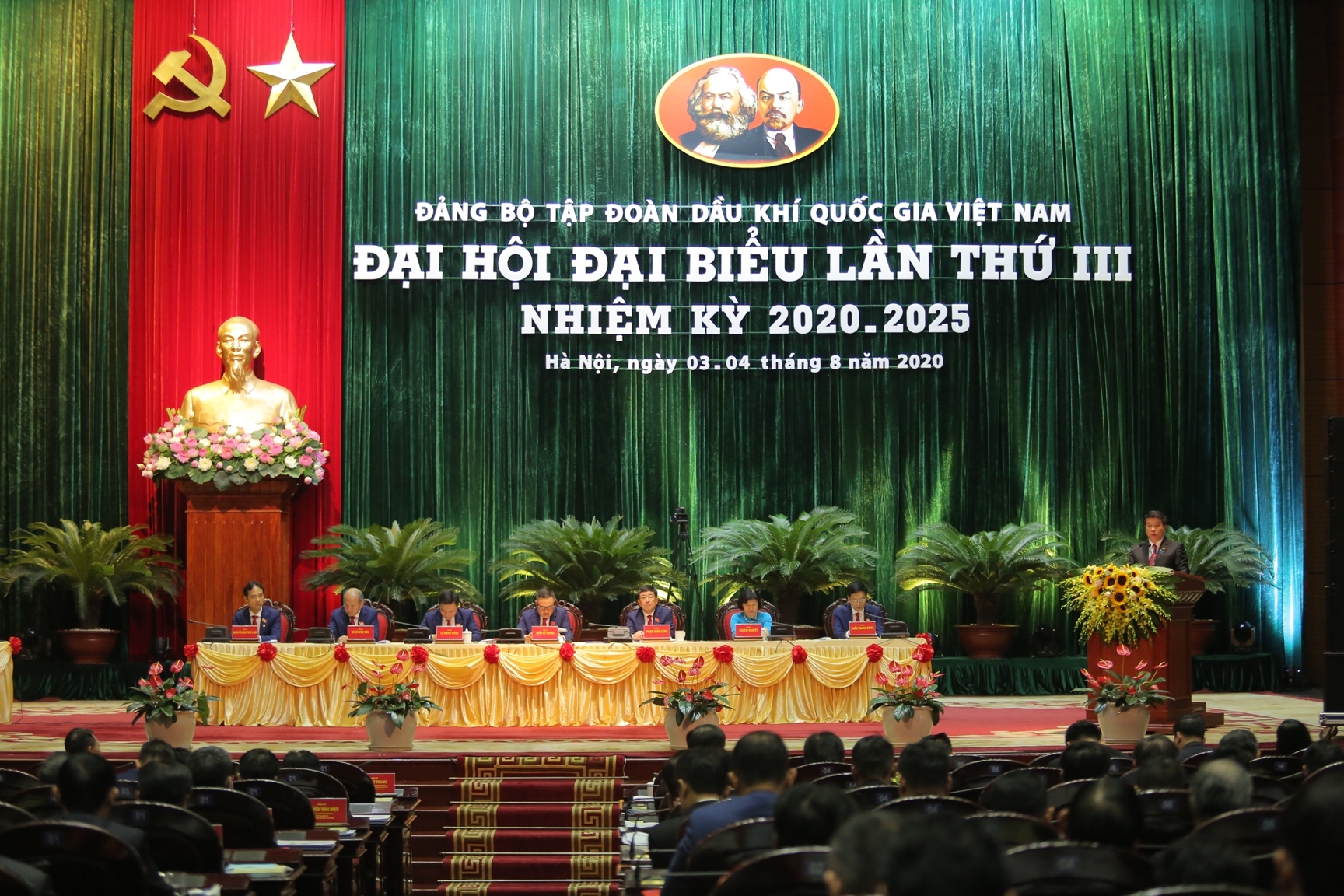toan van bai phat bieu cua bi thu dang uy khoi doanh nghiep trung uong tai dai hoi dang bo tap doan dau khi quoc gia viet nam lan thu iii