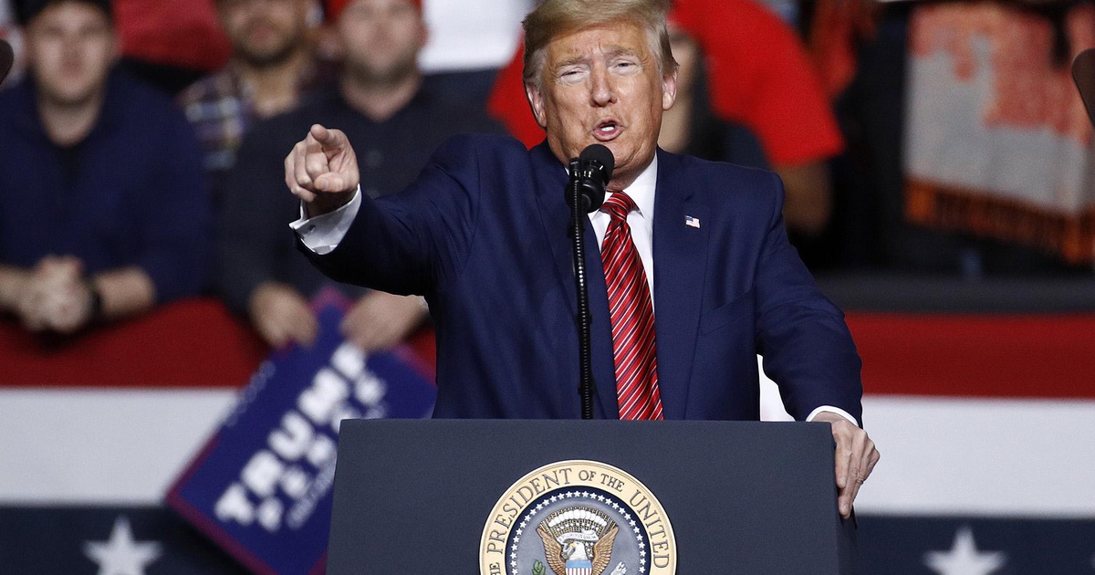 Mỹ "tố" tin tặc Trung Quốc tấn công hạ tầng bầu cử để ông Trump thất cử