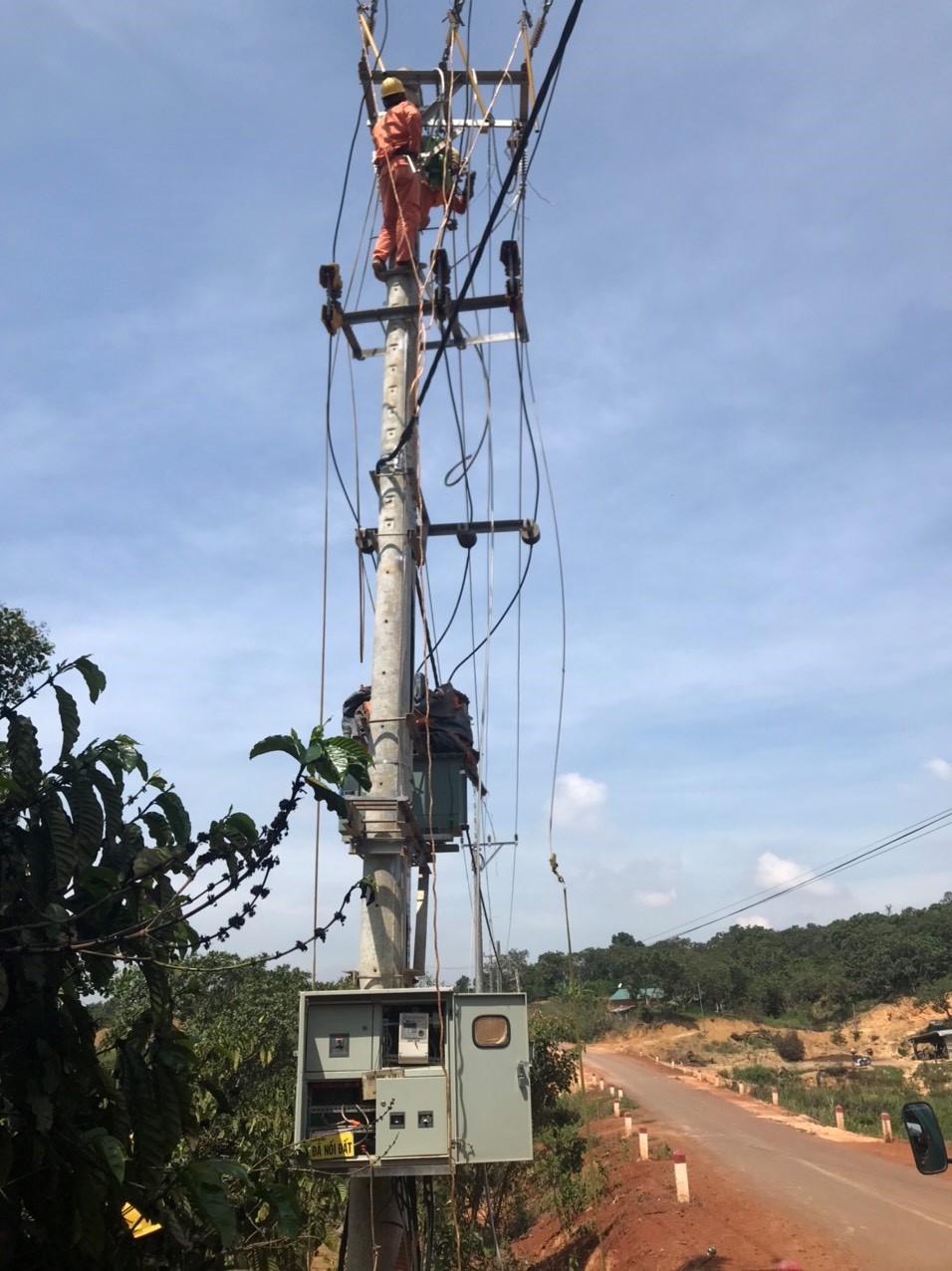 Bừng sáng niềm tin nơi đại ngàn