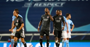Bán kết UEFA Champions League: Khi nhà giàu cũng khóc...