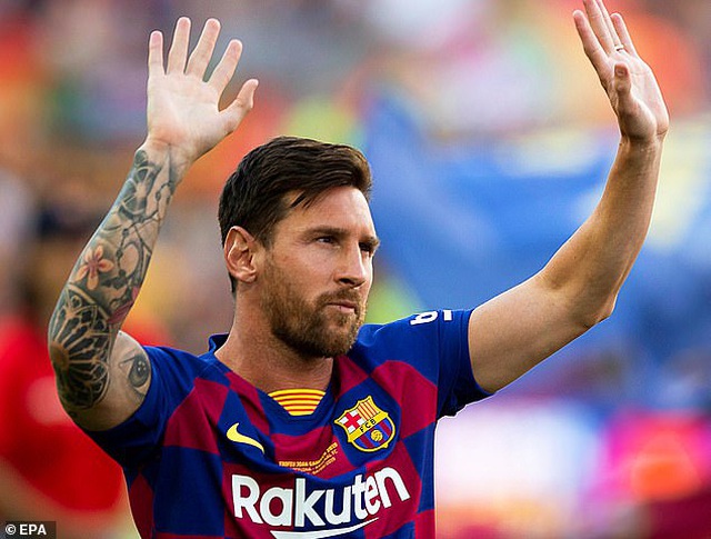 Man City và Man Utd tranh đua giành chữ ký của Messi
