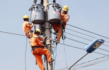 Công suất tiêu thụ điện tăng mạnh EVN kêu gọi người dùng tiết kiệm