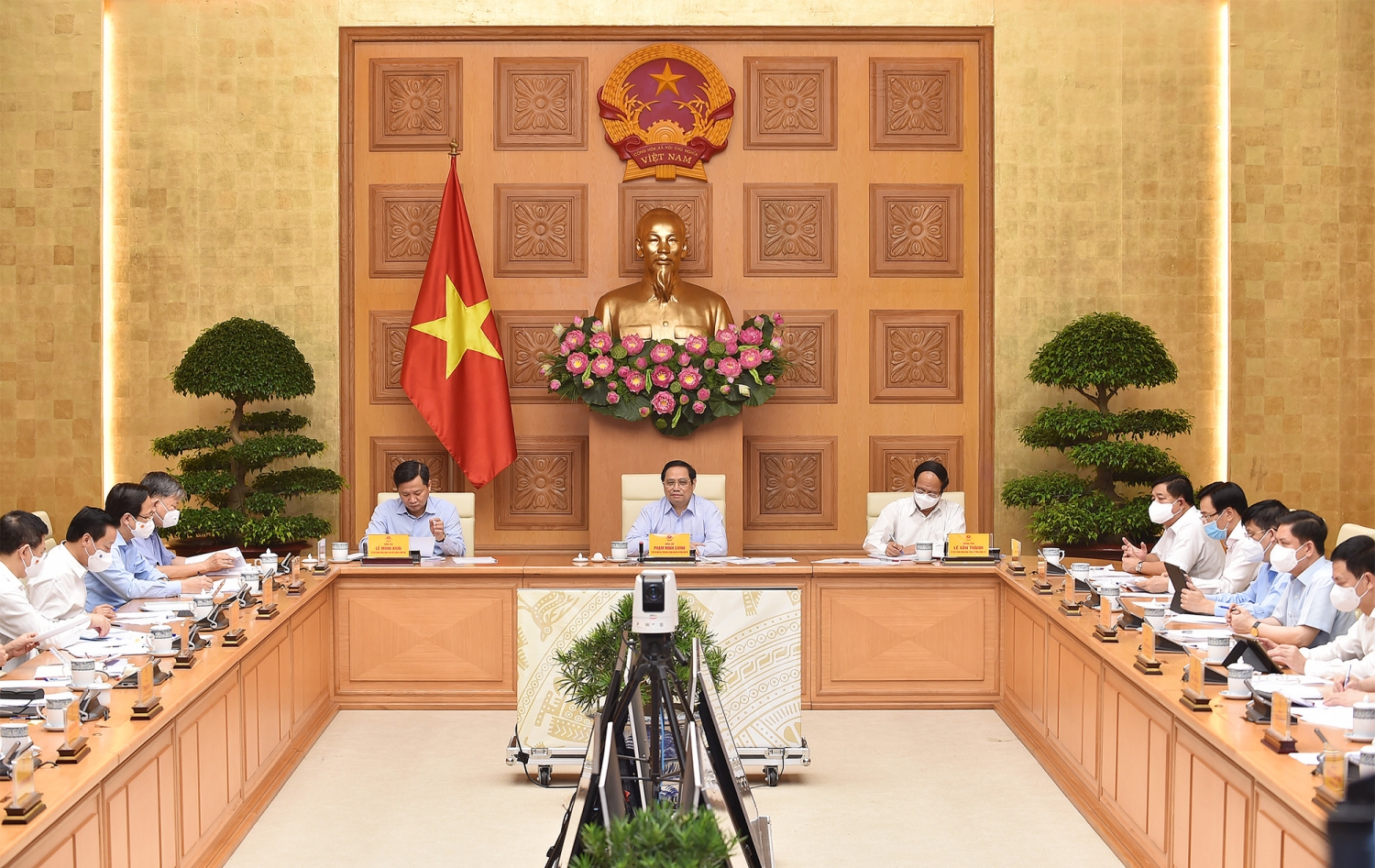 Thủ tướng: Đây là thời điểm “lửa thử vàng- gian nan thử sức’, ‘chớ thấy sóng cả mà ngã tay chèo”