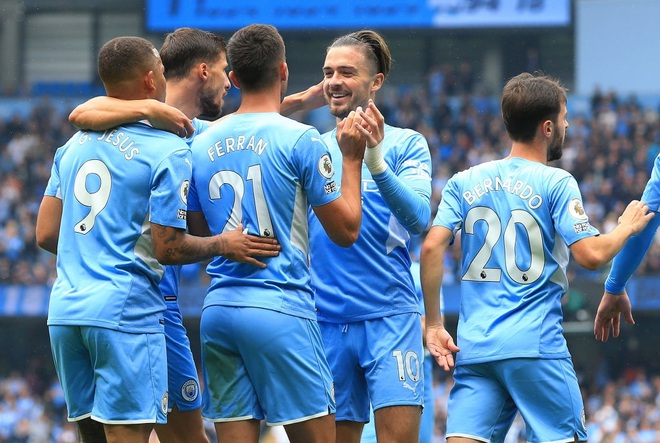 Grealish bị ép ghi bàn, Man City thắng đậm Norwich - 1