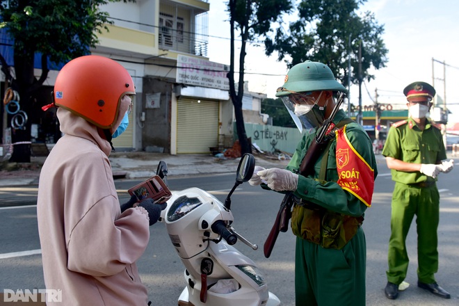 Tướng Nguyễn Hải Hưng: Quân đội có nhiều phương án chống dịch ở TPHCM - 1