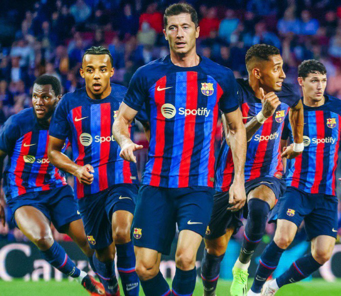 Barcelona nhận cú sốc lớn ngay trước mùa giải - 1