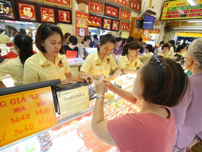 gia-vang-chot-phien-279-tiep-tuc-lao-doc