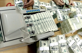 Tỷ giá ngoại tệ 5/9: USD trượt nhẹ, tỷ giá trung tâm không đổi