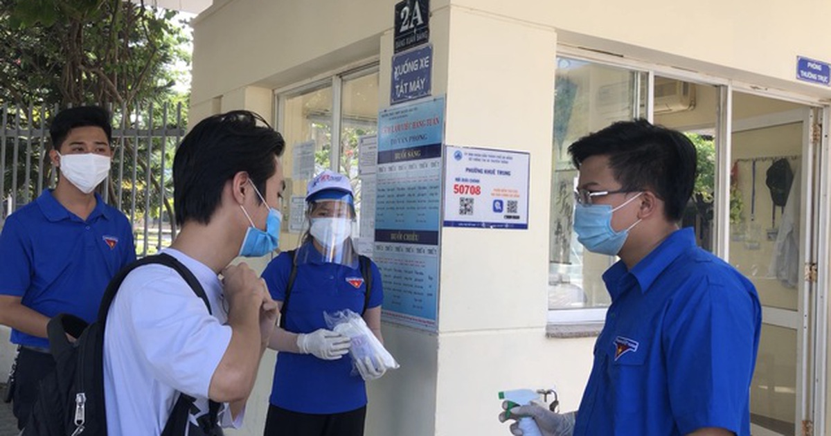 Sáng nay 3/9, hơn 26.000 thí sinh thi tốt nghiệp đợt 2 thi môn Ngữ Văn