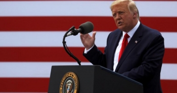 Ông Trump dọa cắt ngân sách cho các thành phố "vô pháp"