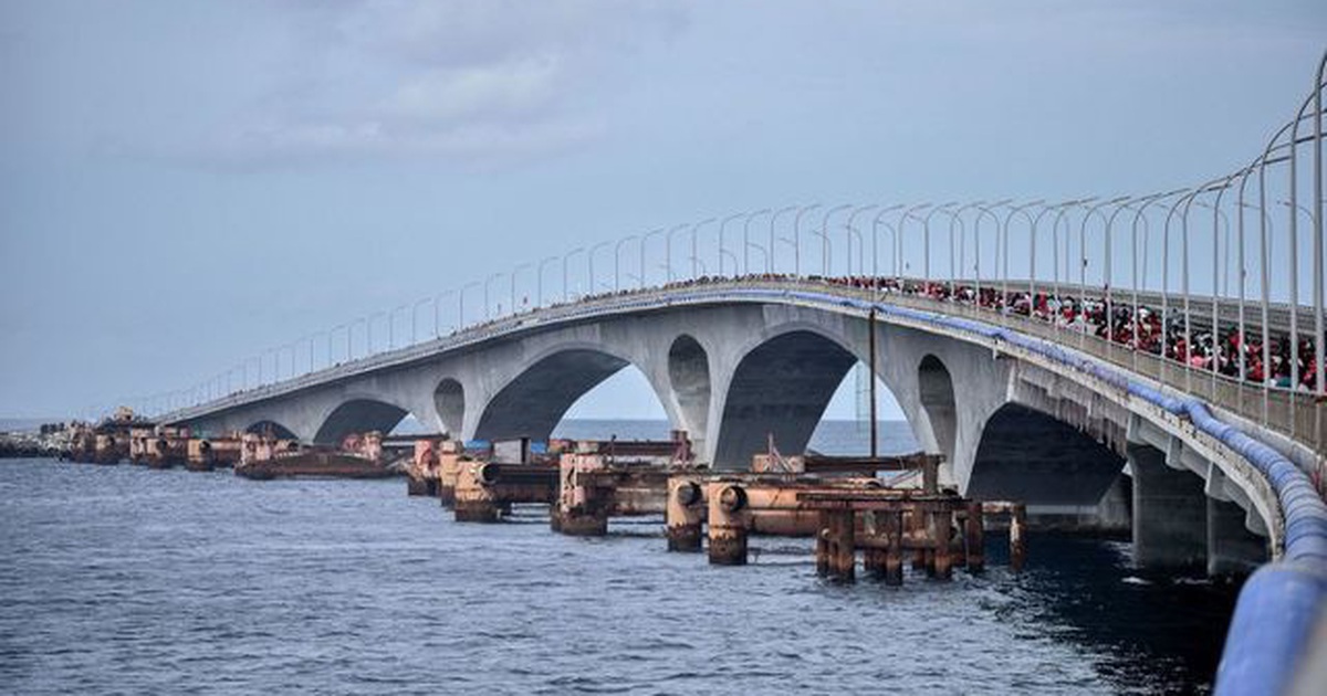 Quốc đảo thiên đường du lịch lo bị sa lầy trong “bẫy nợ” của Trung Quốc