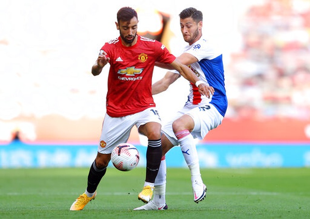 Man Utd 1-3 Crystal Palace: Điểm sáng nhỏ từ Van de Beek - 10
