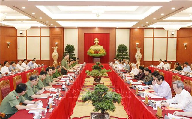Tổng Bí thư: Công an, quân đội là thanh kiếm và lá chắn bảo vệ đất nước - 1