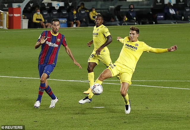 Messi lập công, Barcelona thắng đậm Villarreal - 5