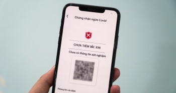 Chứng nhận tiêm vắc xin đột ngột biến mất, người dân lo không có "thẻ xanh"