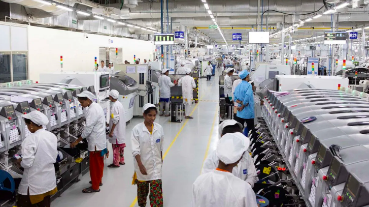 Hé lộ kỳ tích hút tiền từ nước khác của nơi từng là hỏa ngục Covid-19 - 3