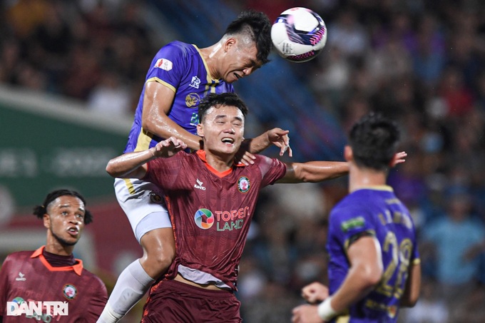 Duy Mạnh trở thành tội đồ, HLV Chun Jae Ho bênh vực học trò - 3