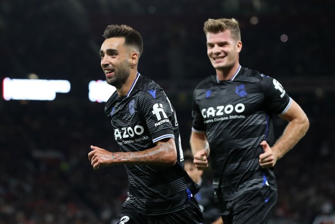 Man Utd thua Real Sociedad bởi quả phạt đền gây tranh cãi - 1