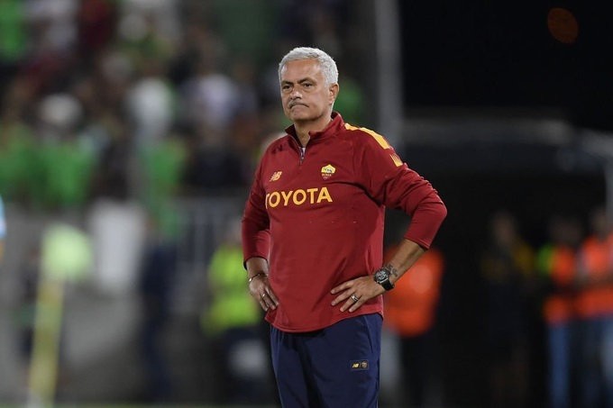 Man Utd thua Real Sociedad bởi quả phạt đền gây tranh cãi - 6