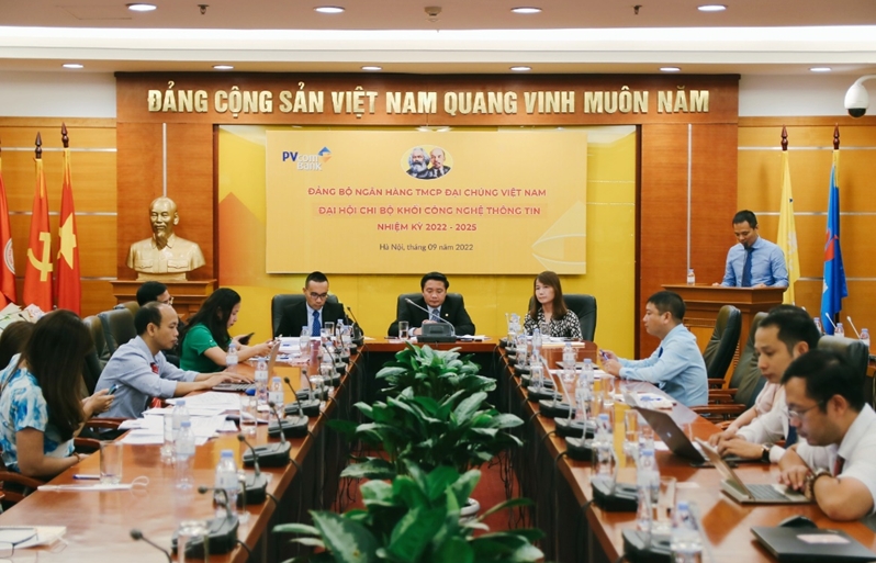 Các chi bộ PVcomBank tổ chức đại hội chi bộ nhiệm kỳ 2022-2025