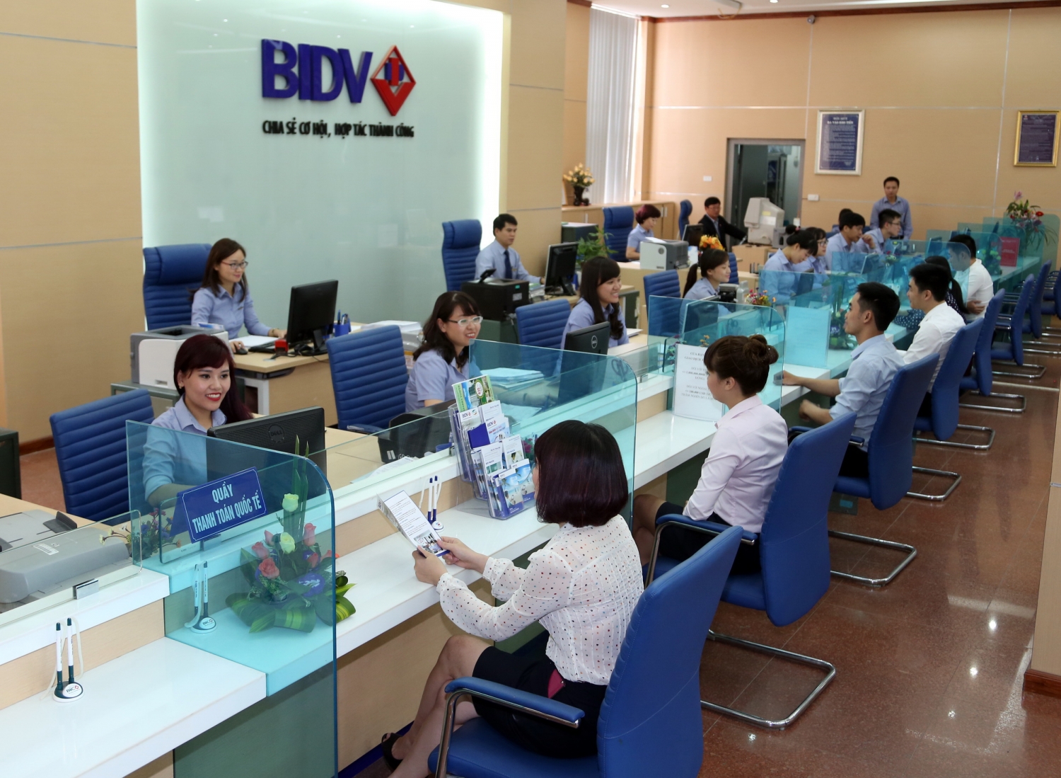 Standard & Poors xếp hạng tín nhiệm BIDV với triển vọng ổn định