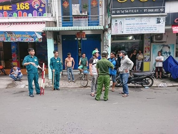 khong che doi tuong cam hung khi co thu trong quan game