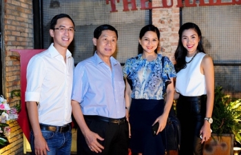 Cổ phiếu nhà Hà Tăng “chết thanh khoản”; Đại gia kín tiếng “bay” gần 1.000 tỷ đồng