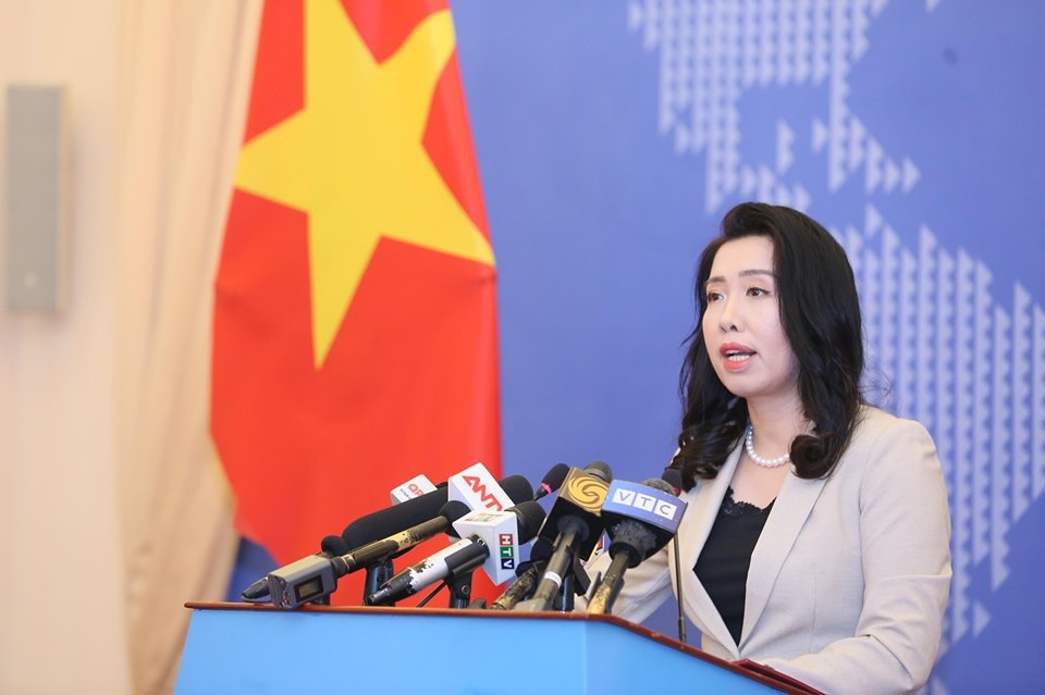 viet nam dang theo doi va xac minh thong tin trung quoc dua gian khoan toi bien dong