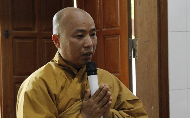 Sư thầy nghi "gạ tình" nữ phóng viên xin xả giới, hoàn tục