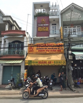 Tiệm vàng trình báo mất trộm gần 200 cây vàng trong đêm